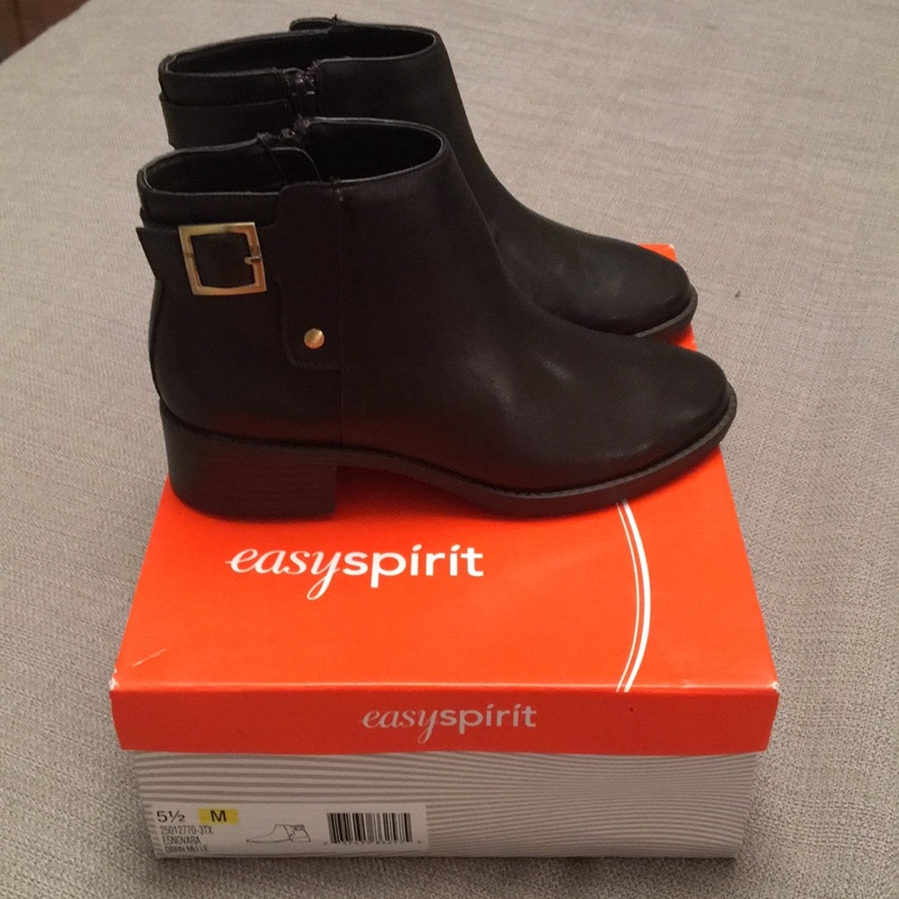 NWT NWB Easy Spirit Novara Ankle Boots Booties